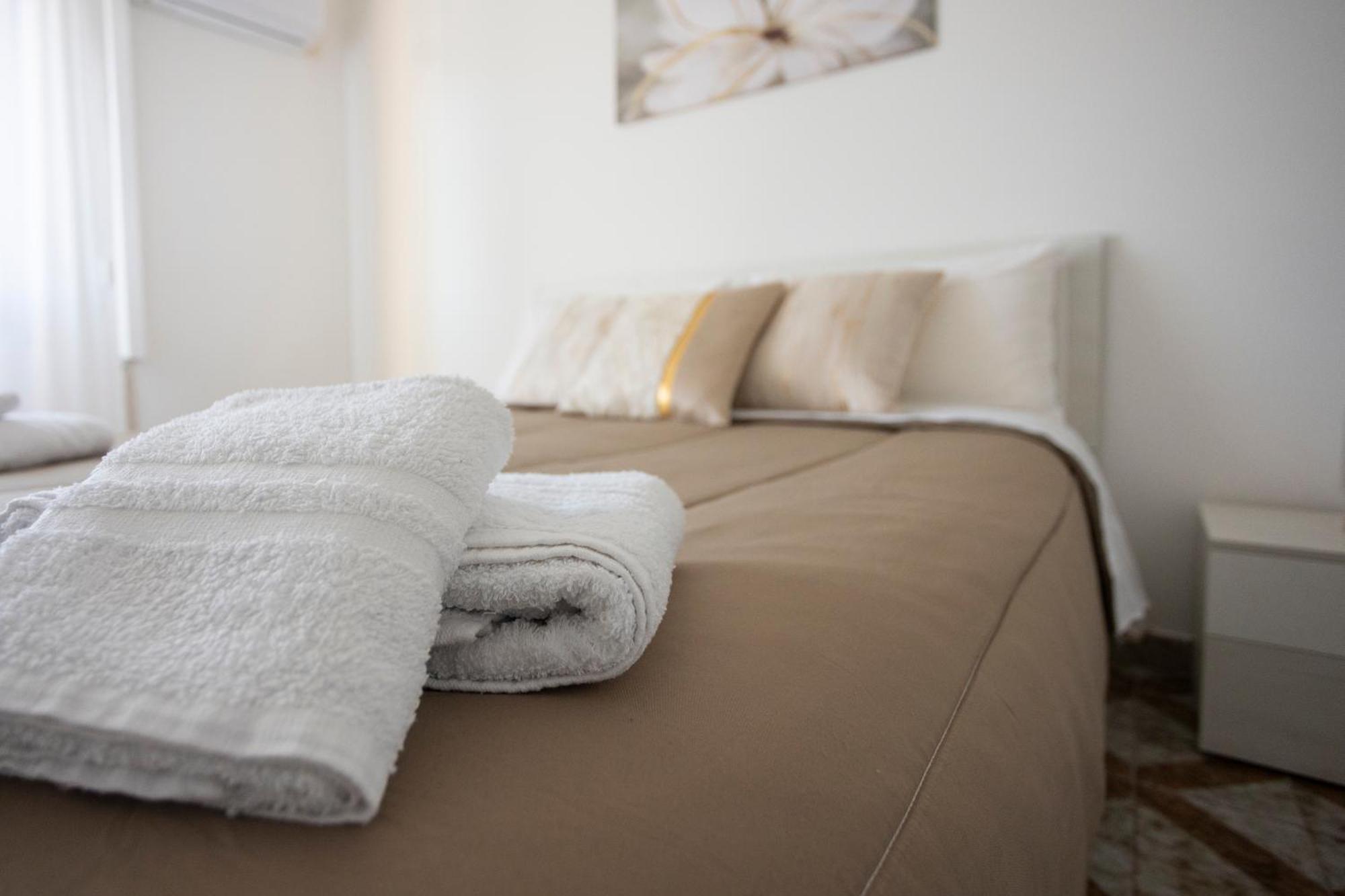 Cama Casa Vacanze - Qui Vivi La Vera Storia Normanna Παλέρμο Εξωτερικό φωτογραφία